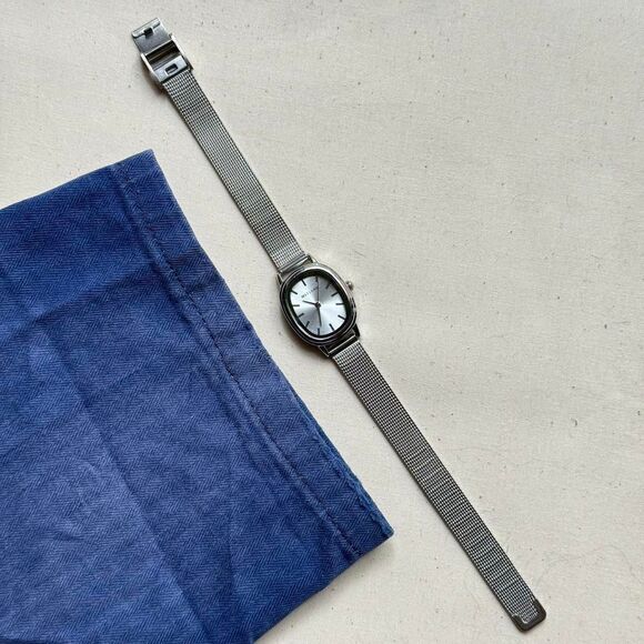 y2k silver round silver dial stainless steel quartz luxury watch - Picture 4 of 8